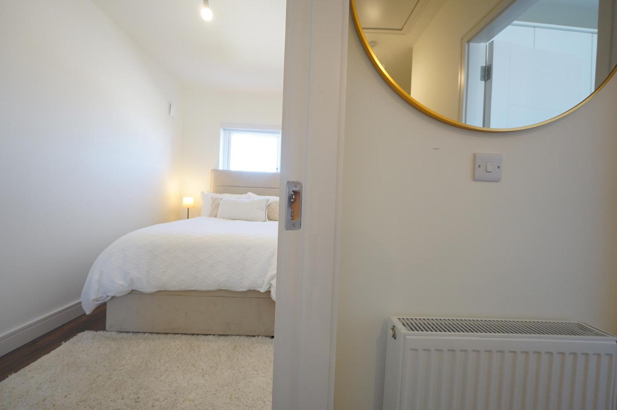 The Dublin Luxe Apartment Newcastle Екстериор снимка